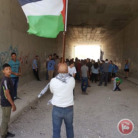 Des Palestiniens empêchent des colons israéliens d’attaquer Khan al-Ahmar